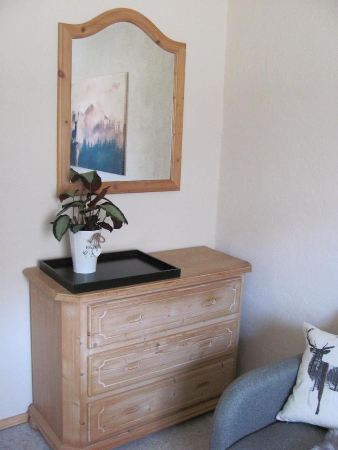 #2 Ruhiges Gemuetliches Ferienzimmer Mit 2 Einzelbetten Gemeinschaftsbad W-Lan Airport Nah Late Night Check In Haus Nr 9,5 Trunkelsberg Eksteriør bilde